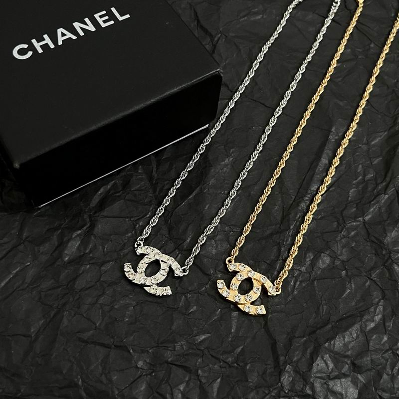 Chanel Necklace 03yxs154